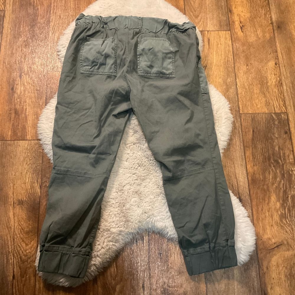 A Pea In The Pod Pants Maternity Size Large Green Jogger‎ Cropped Cargo - Picture 8 of 11